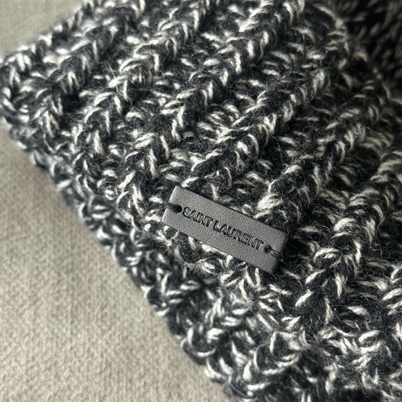 NWOT🖤SAINT LAURENT🖤Knitted Cuff Cashmere Wool Beanie - Picture 6 of 7